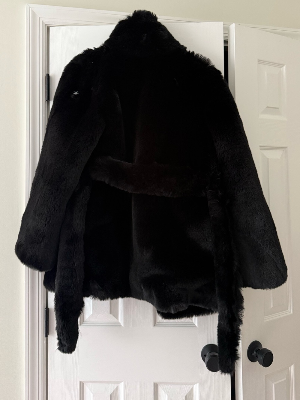 ALO Yoga Faux Fur Starstruck Oversized Belted Coat Black - Picture 5 of 10